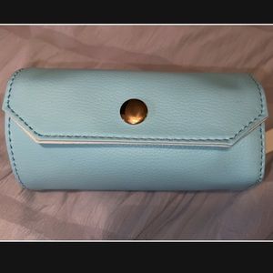 - Travel Jewelry Organizer